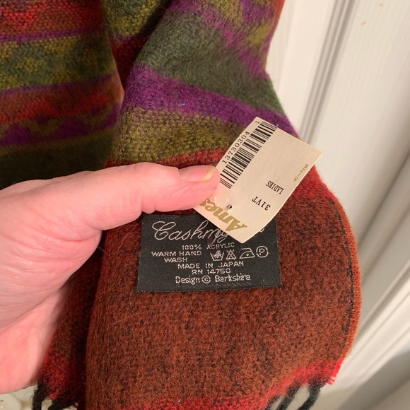 Scarf - Picture 3 of 3